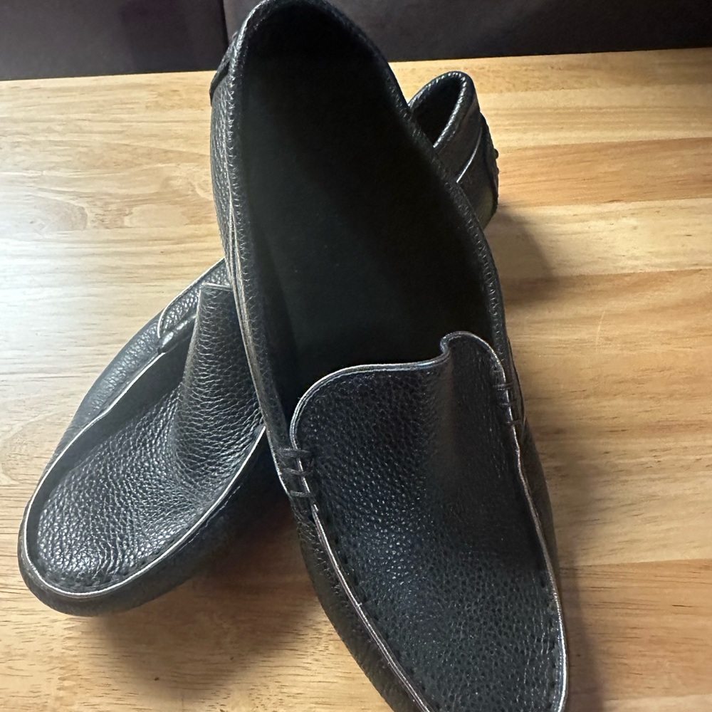 M. Gemi Women’s Black Leather Driver Loafers

FREE GIFT WITH PURCHASE
